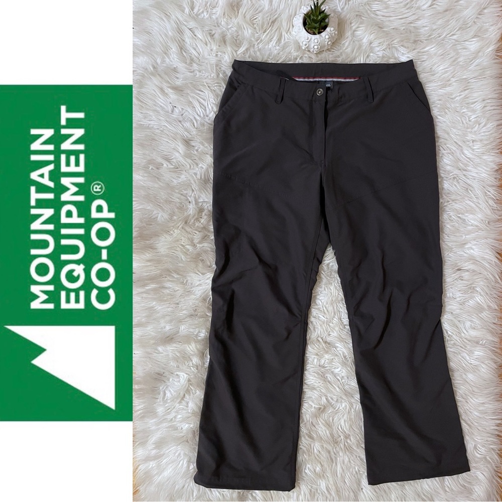 EUC MEC women’s outdoor hiking / climbing / camping / utility pant, dark grey